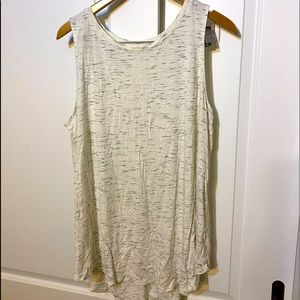 Old Navy XL Tall Luxe Tank, curved hem EUC